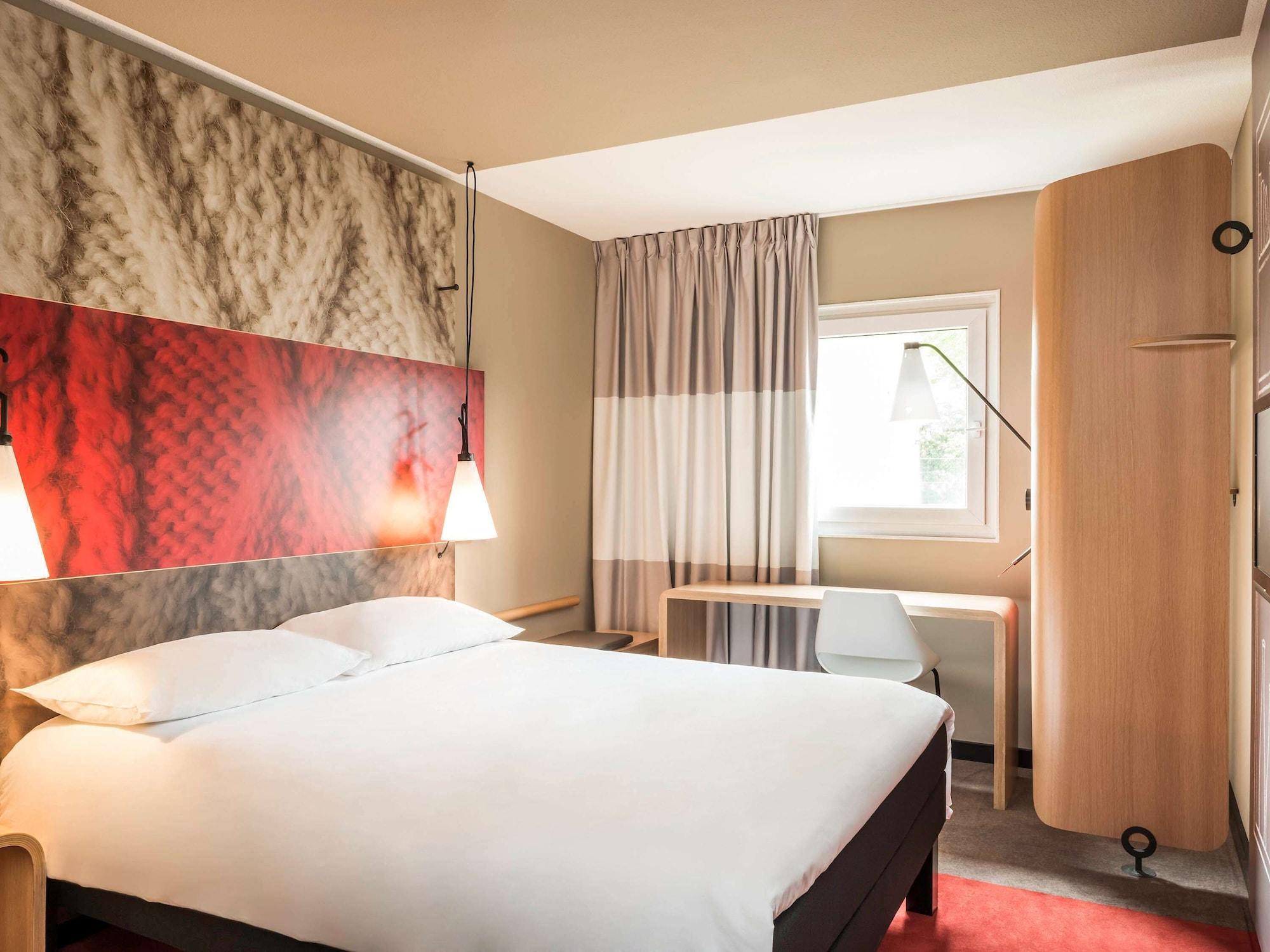 Ibis Geneve Centre Gare Hotel Exterior photo