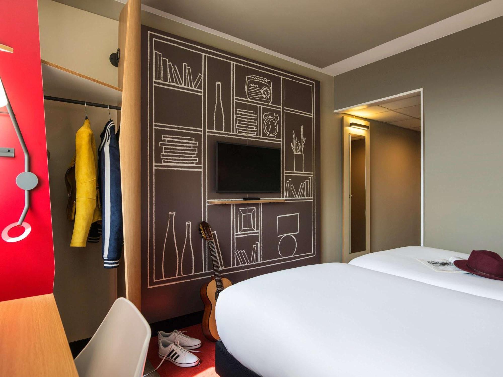 Ibis Geneve Centre Gare Hotel Exterior photo
